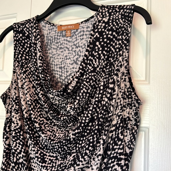 Ellen Tracy sleeveless blouse - Picture 2 of 6